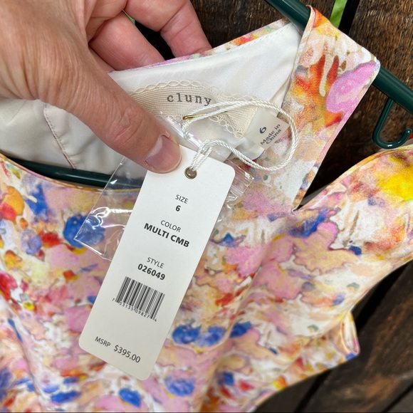 Cluny by Cynthia Steffe Cutout Shoulder Floral Print Flounce Dress NWT Sz 6 - Picture 4 of 16